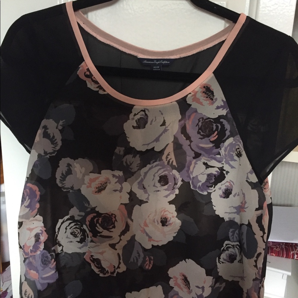 American Eagle Floral Blouse